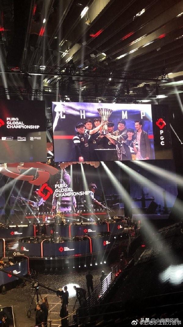 军史册上写 军史册上写