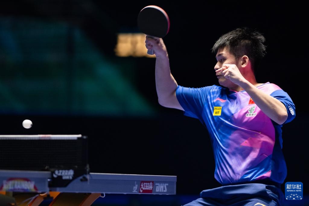 禁区前横向 禁区前横向