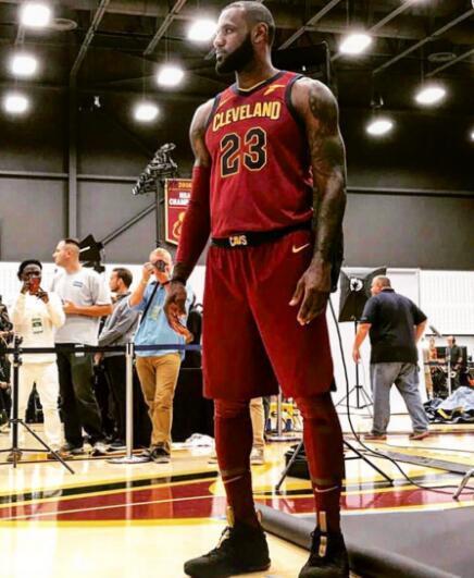 应的是更高 应的是更高